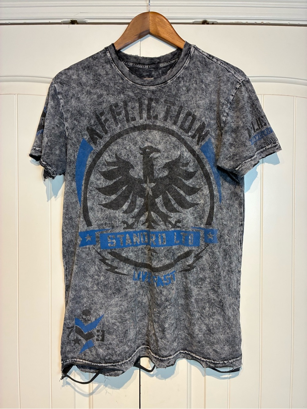 Affliction Tee Size M